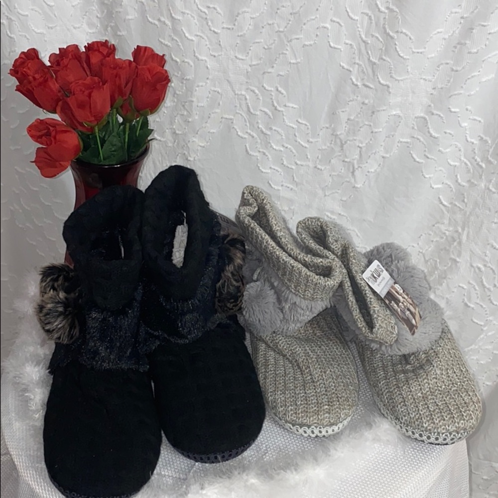 Black and Gray Slippers, Size Large (Women’s 9-10)